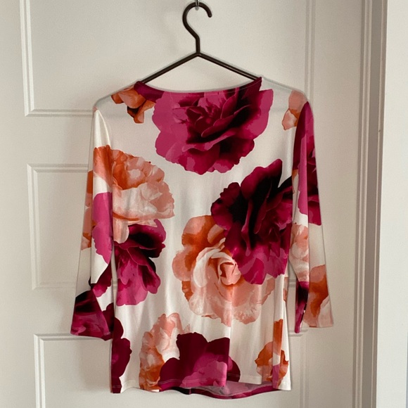 Calvin Klein Floral Top - Picture 5 of 8